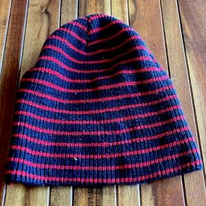 American Eagle Outfitters red and black striped beanie​